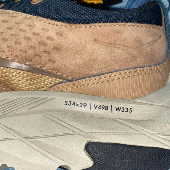 Hoka Women's Anacapa Low GTX Hiking Shoe - Waterproof - Size 9 - Picture 11 of 13